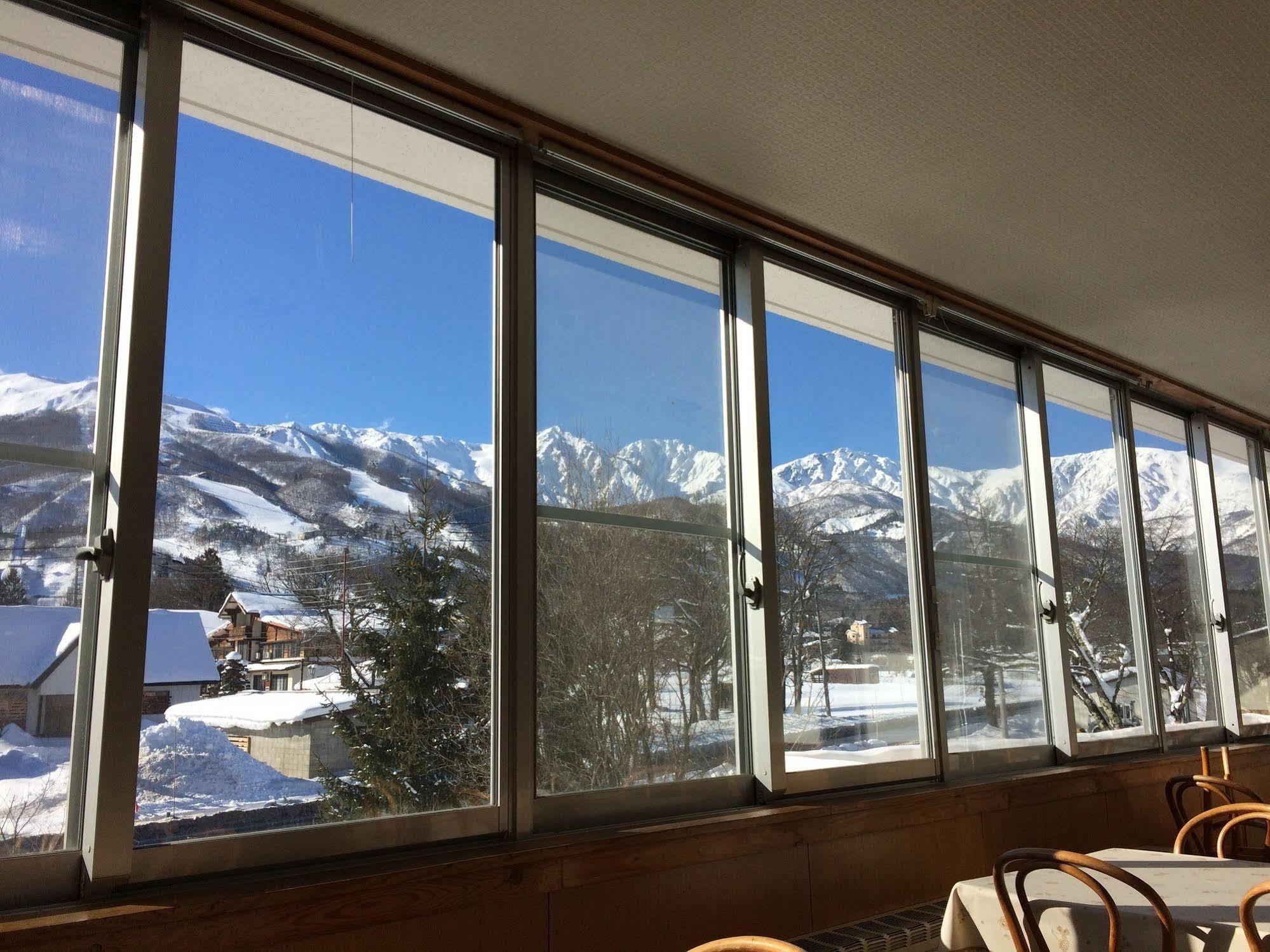 Mountside Jodel Hotel Hakuba Exterior photo