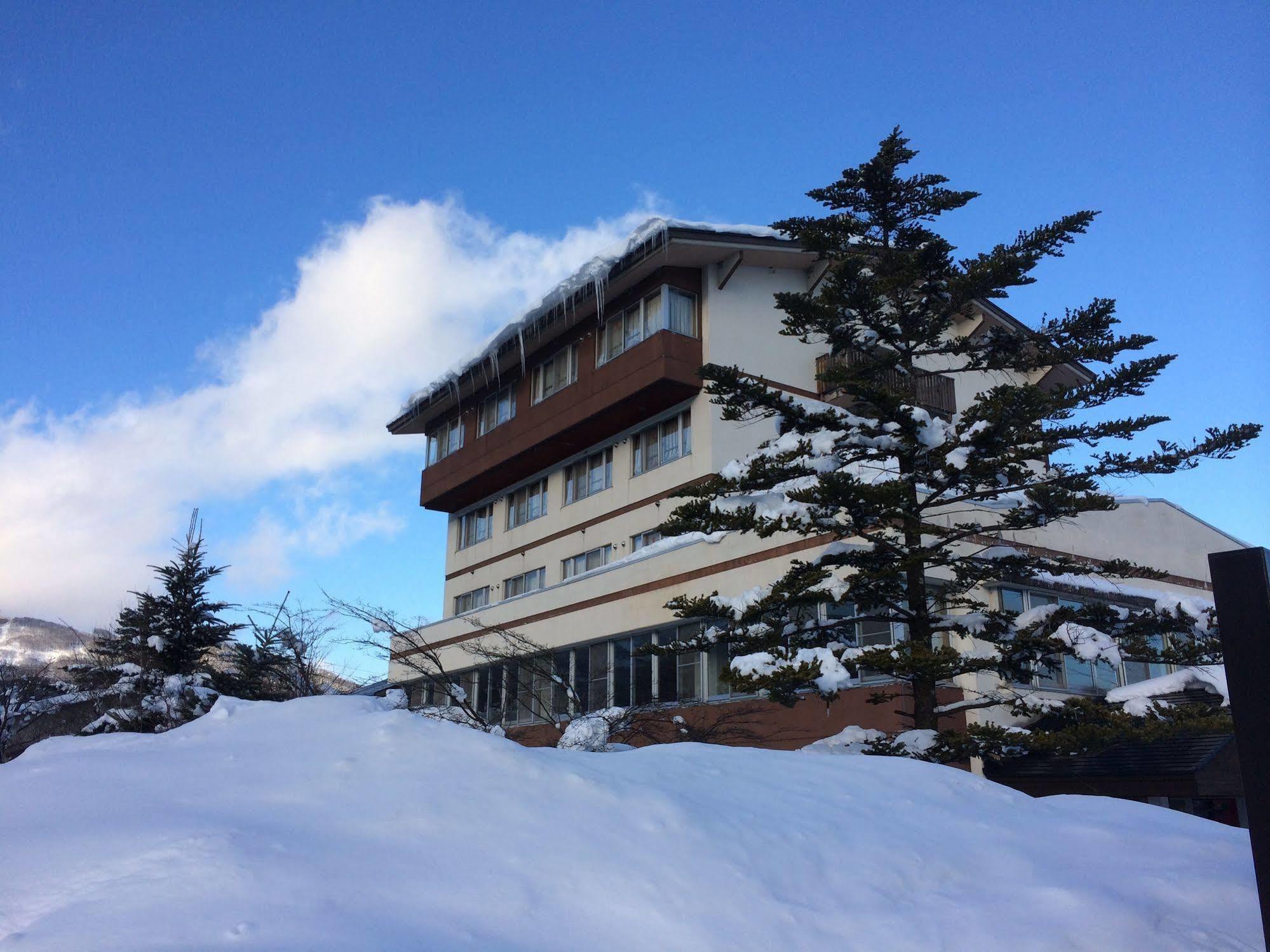 Mountside Jodel Hotel Hakuba Exterior photo