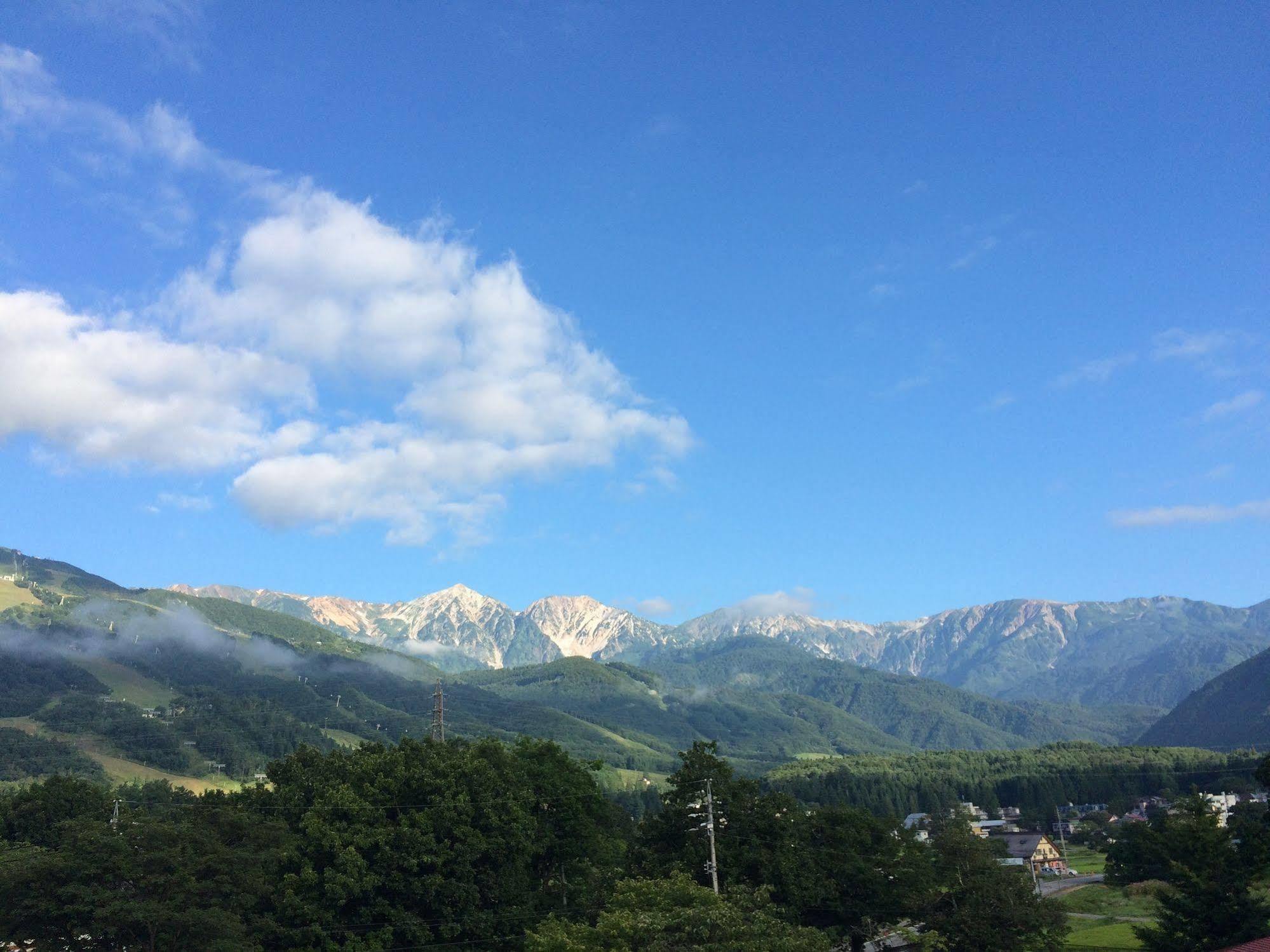 Mountside Jodel Hotel Hakuba Exterior photo