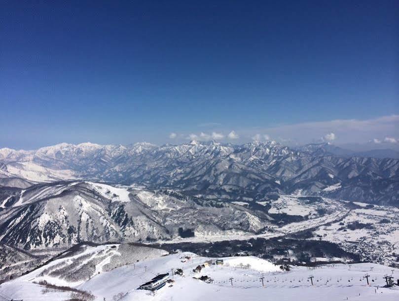 Mountside Jodel Hotel Hakuba Exterior photo